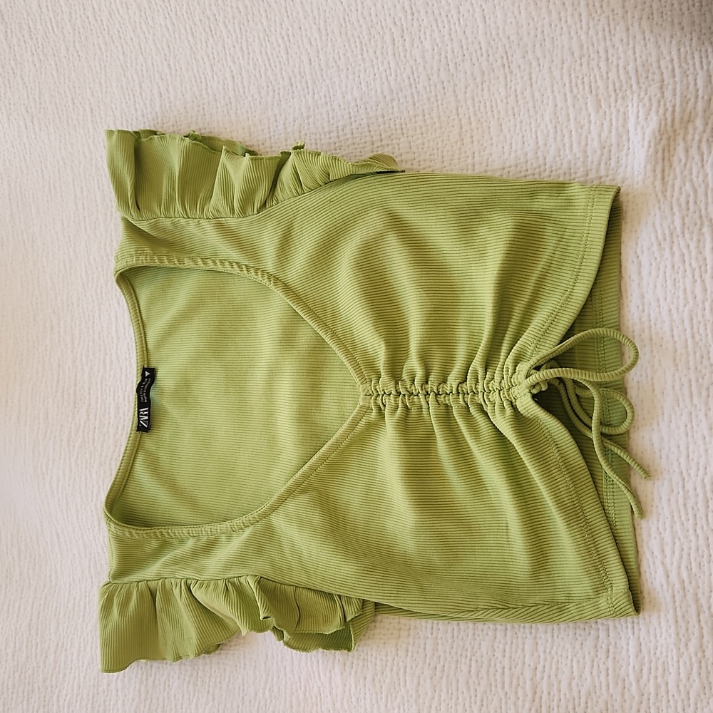 Zara Light Green Ruffled Sleeve Cropped Top
